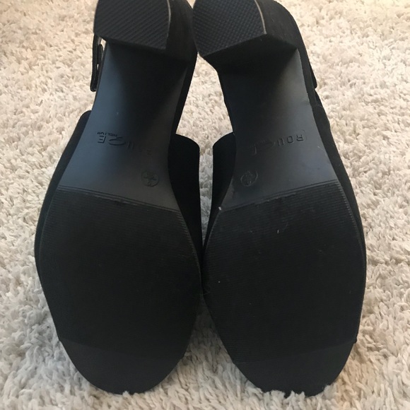 Ankle heels - Picture 4 of 6